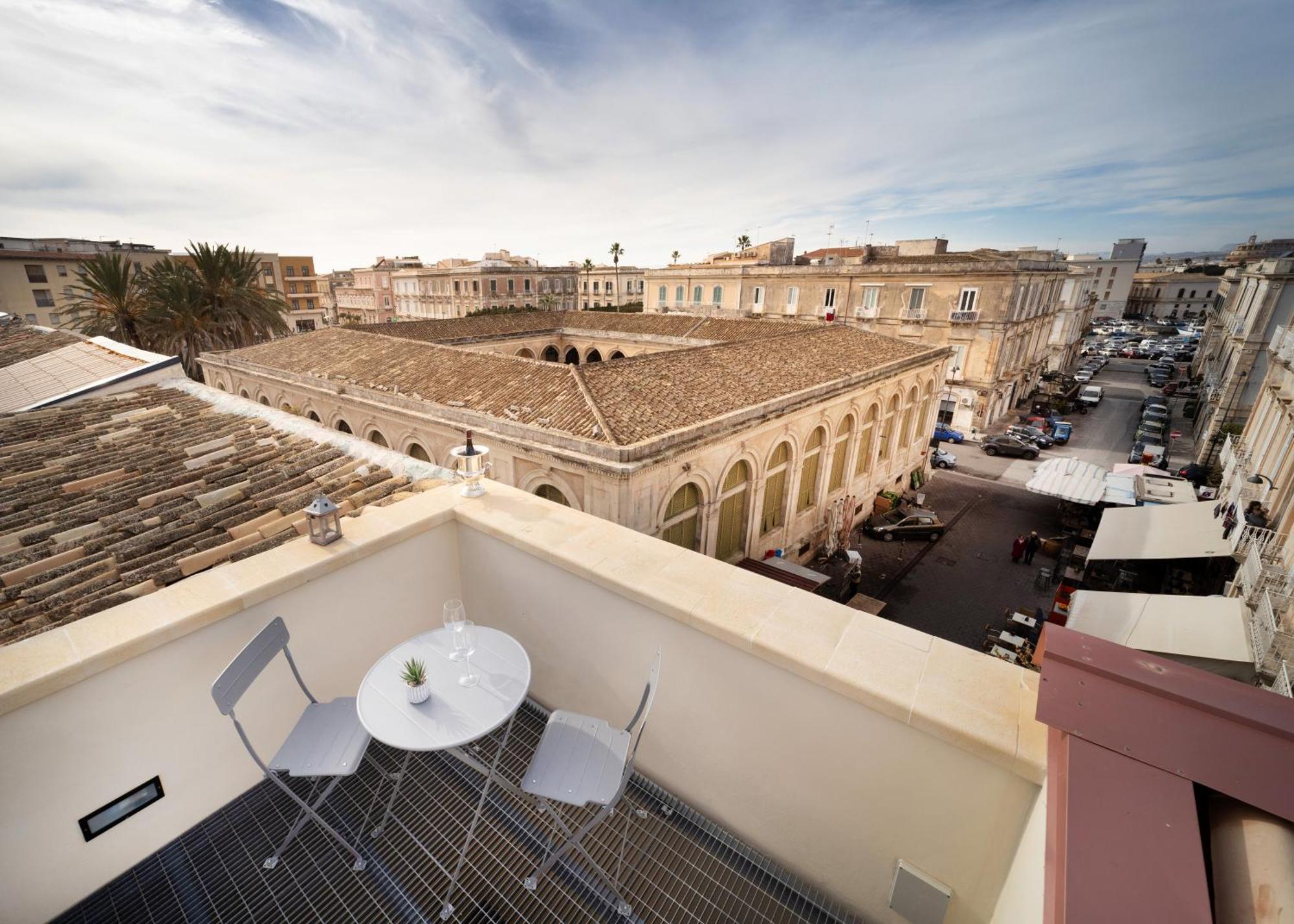 Arco Del Mercato Apartment Syracuse Bagian luar foto